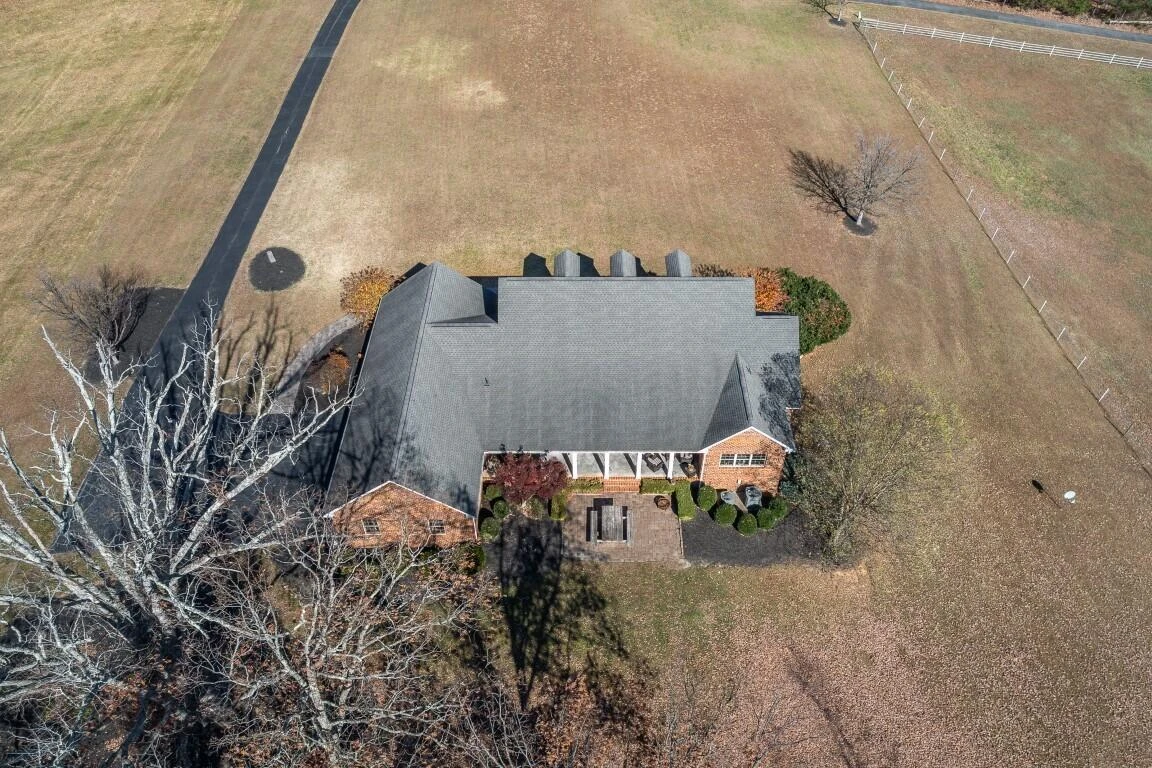 1422 Hidden Oaks LN - Photo 70