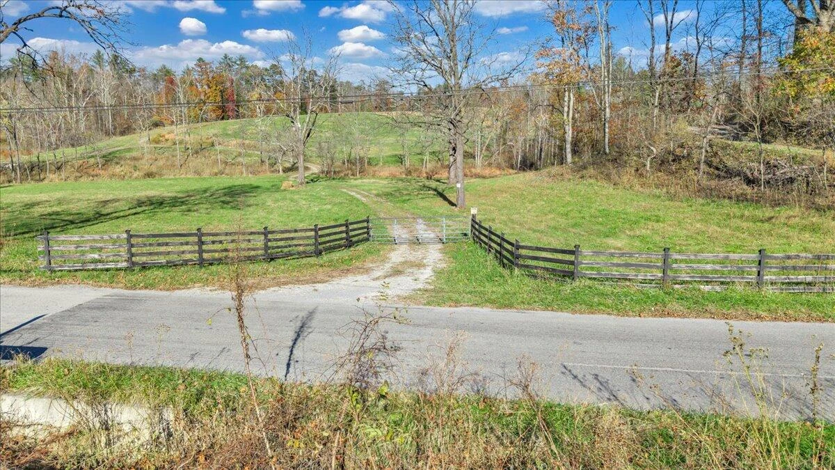 6742 Dawnwood & 0 Poage Valley RD - Photo 93