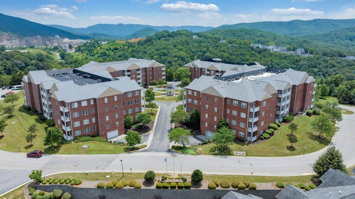 4444 Pheasant Ridge RD #207 - Photo 41