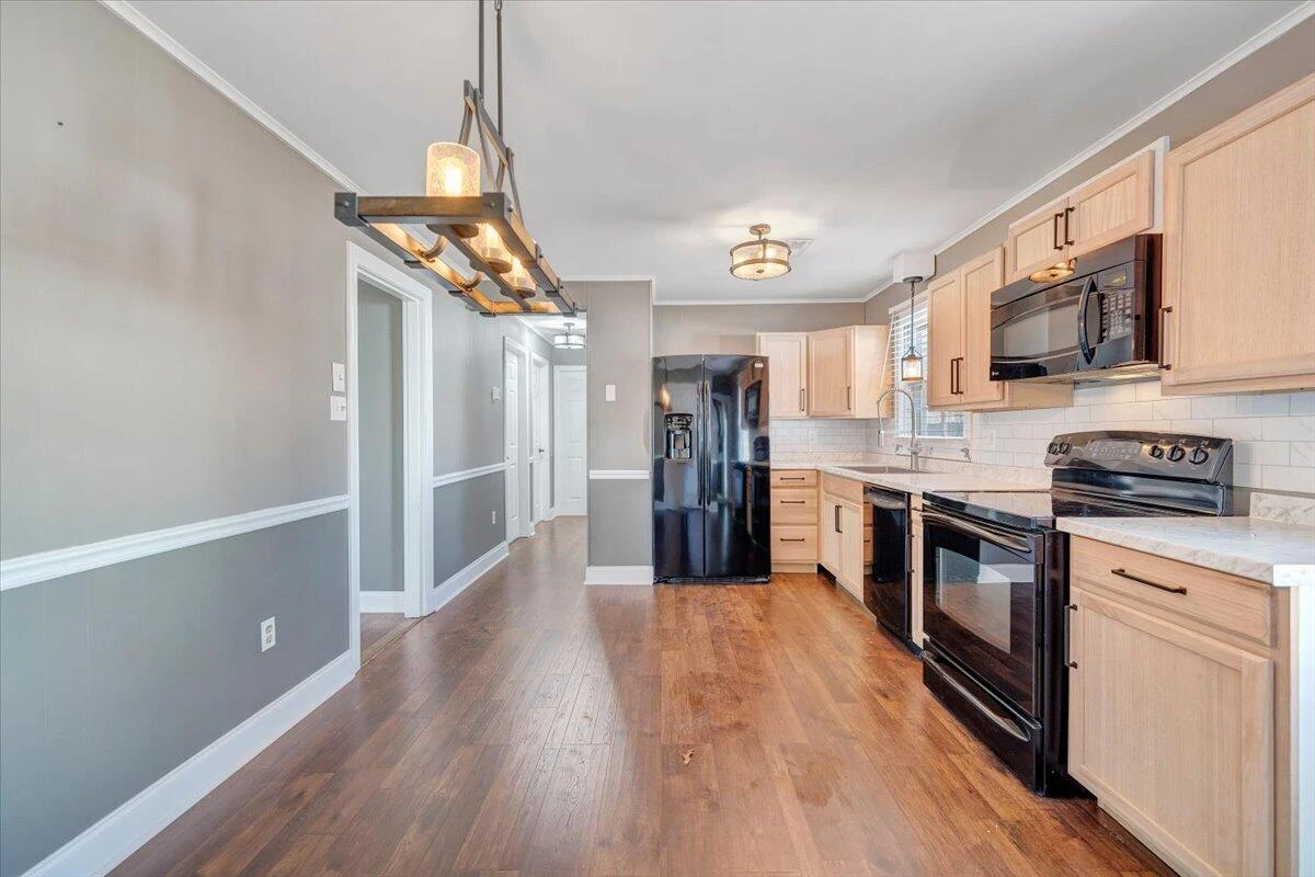 6714 Albert RD - Photo 13