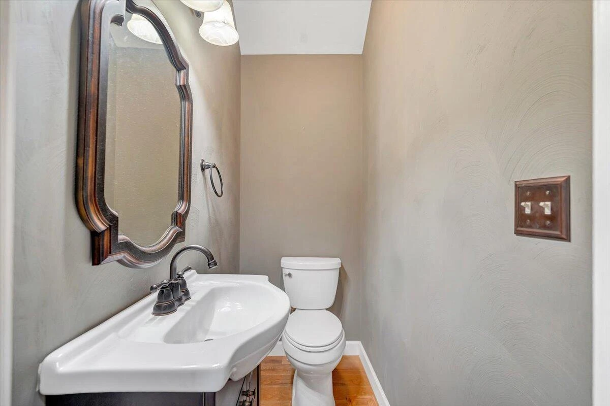 6714 Albert RD - Photo 29