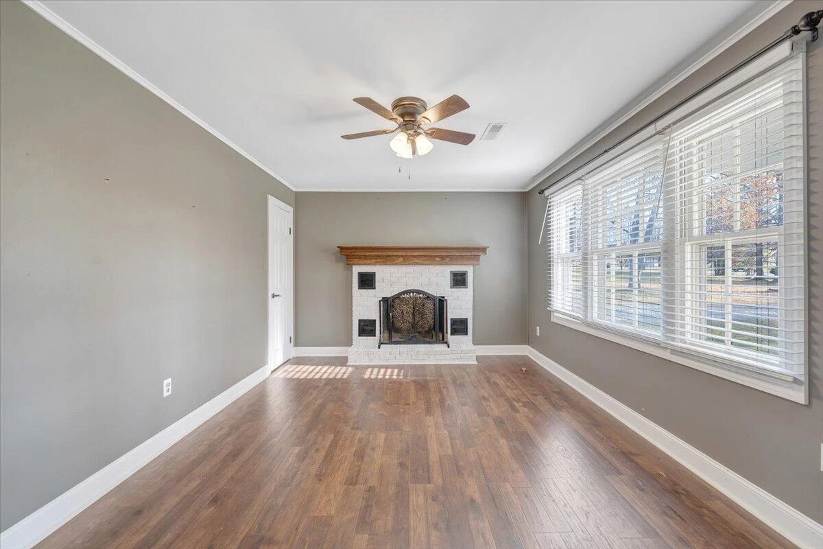 6714 Albert RD - Photo 7