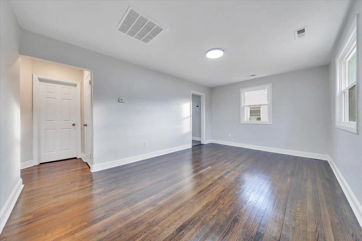 553 Westwood BLVD NW - Photo 3