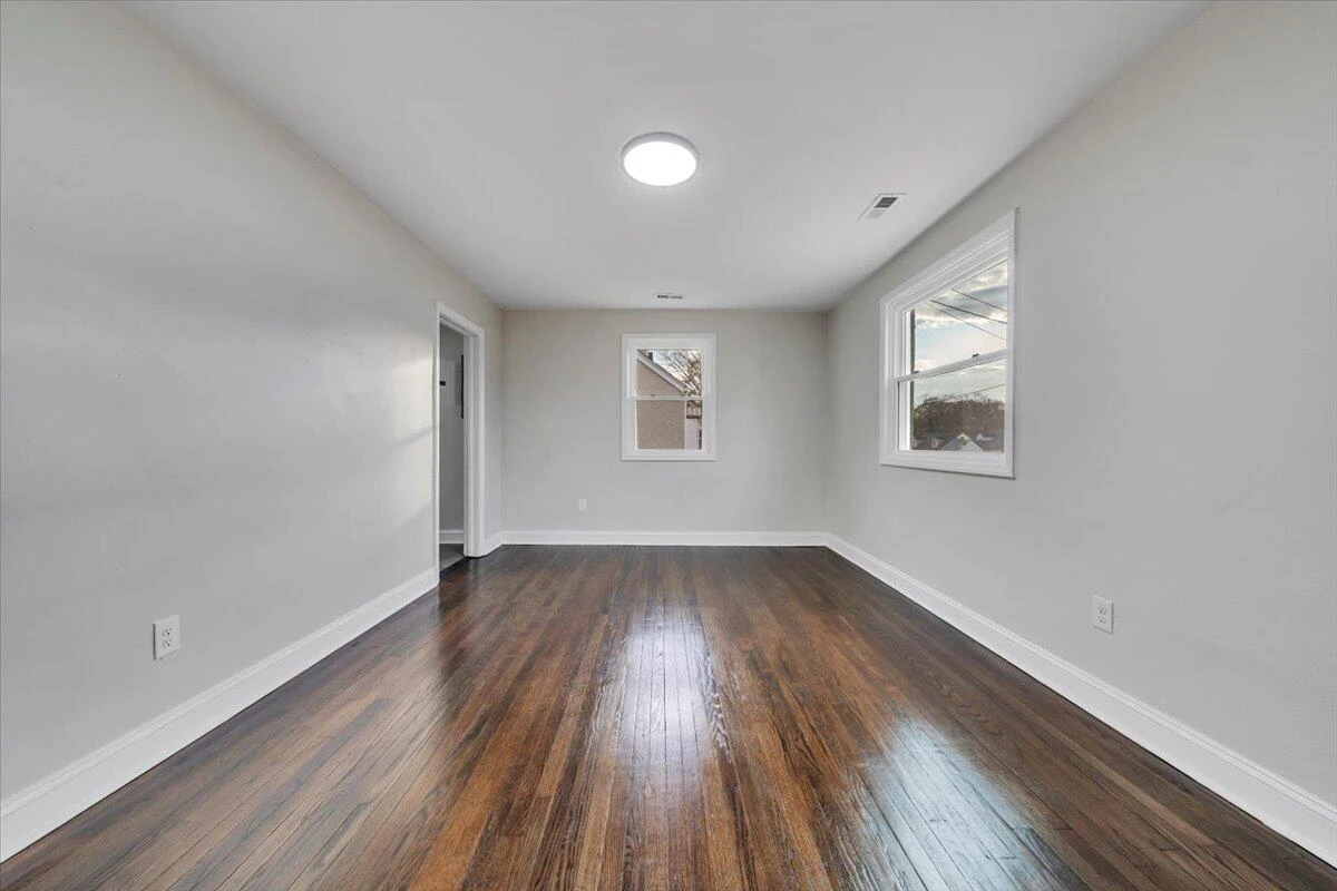 553 Westwood BLVD NW - Photo 4