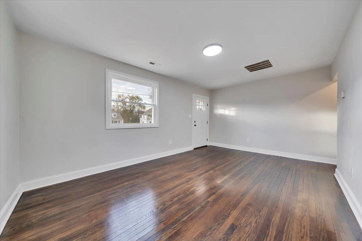 553 Westwood BLVD NW - Photo 5
