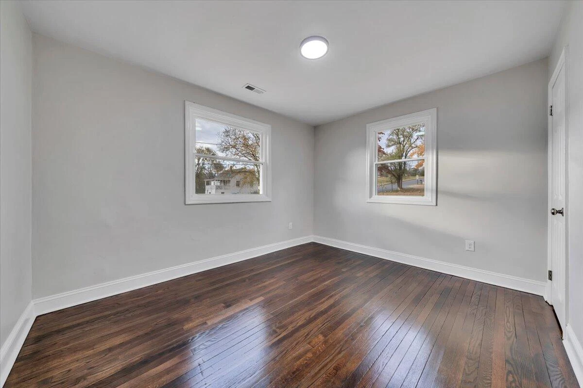 553 Westwood BLVD NW - Photo 9