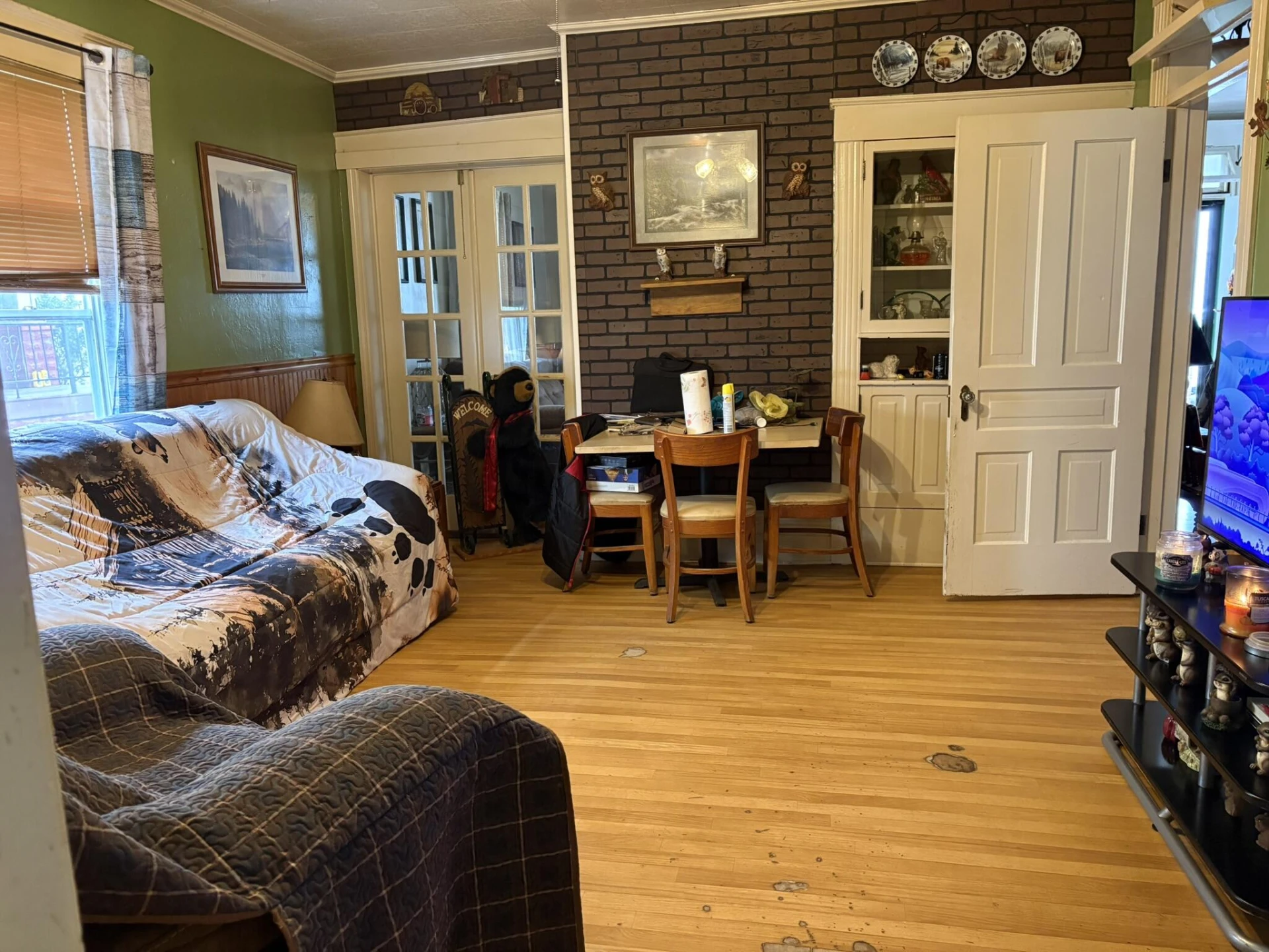 617 Commercial AVE - Photo 11