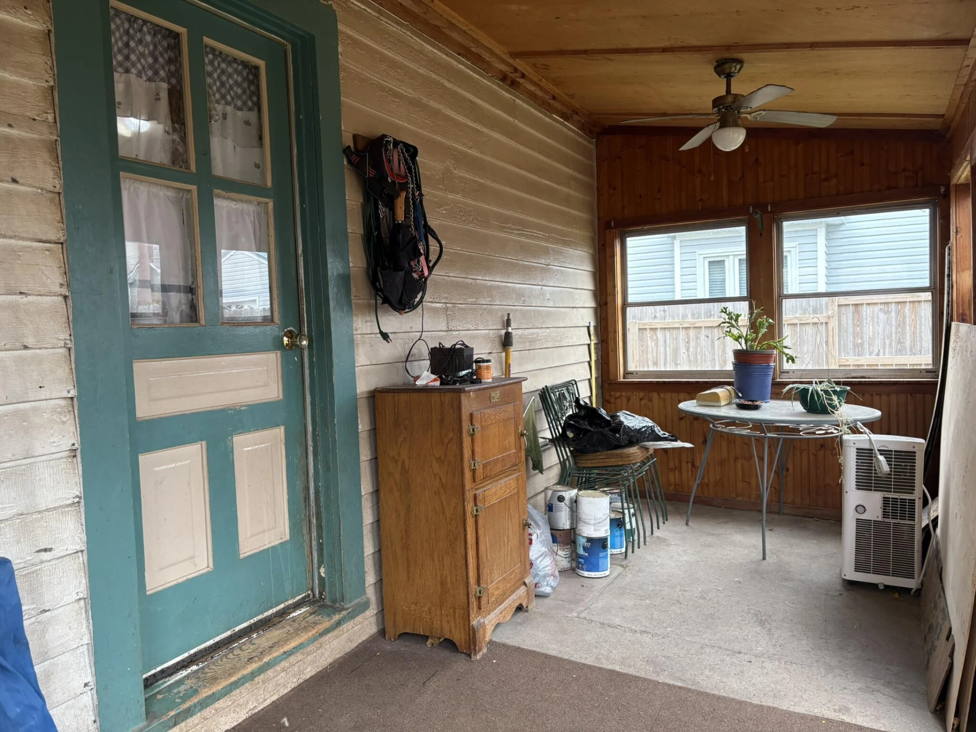 617 Commercial AVE - Photo 23