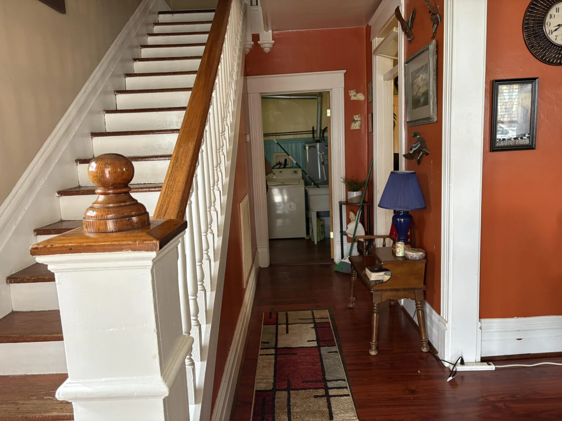 617 Commercial AVE - Photo 4