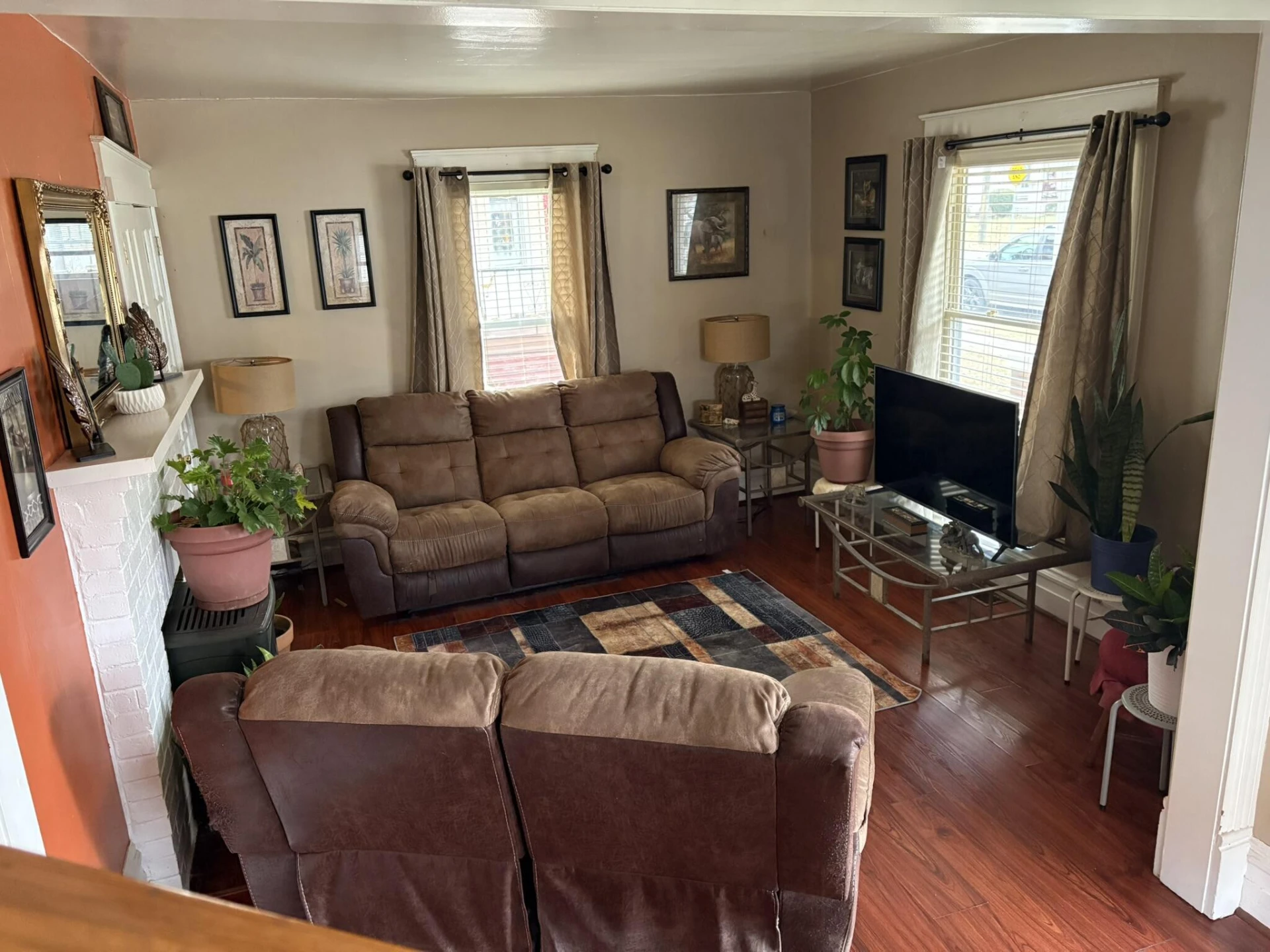 617 Commercial AVE - Photo 8