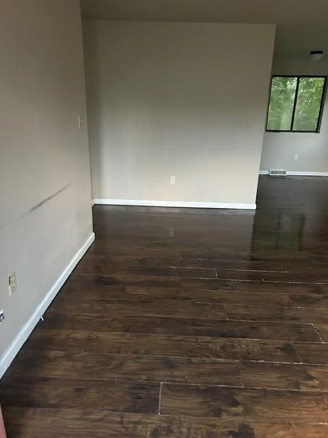 1374 Gillette AVE SE - Photo 15