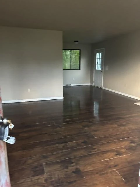 1374 Gillette AVE SE - Photo 16
