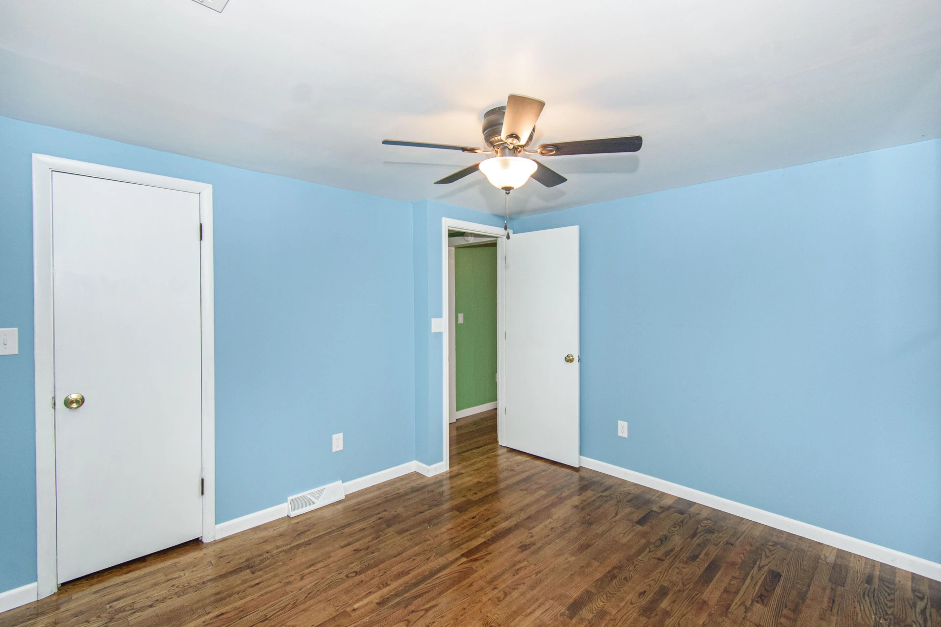 320 Stuart RD SE - Photo 31