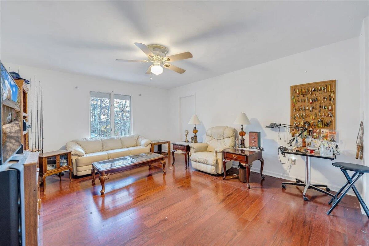 1884 Oak DR - Photo 13