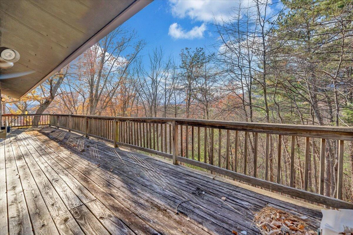 1884 Oak DR - Photo 20