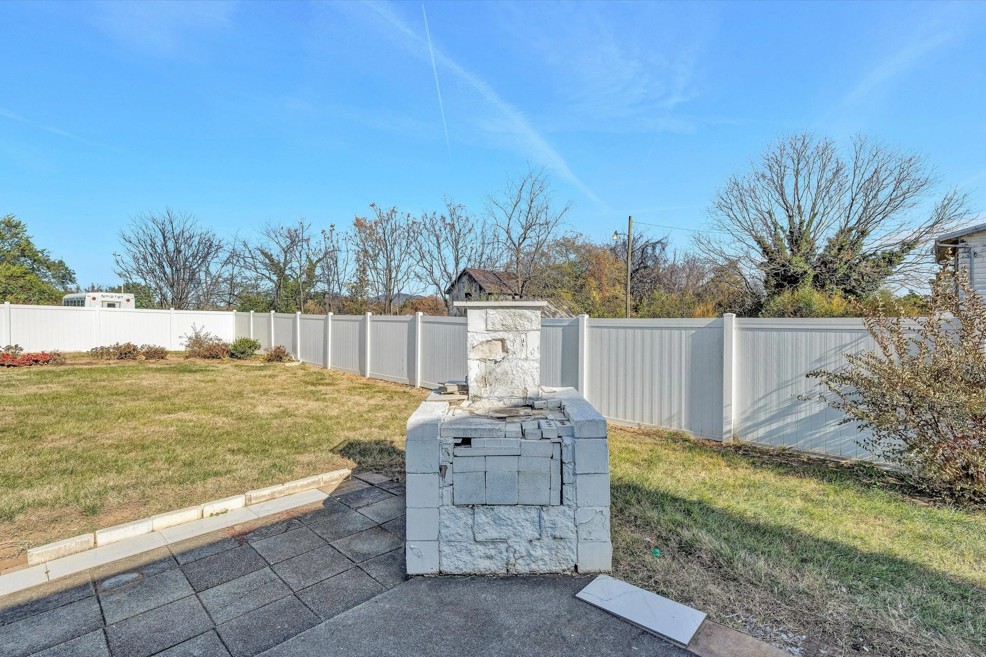 1801 Franwill AVE NW - Photo 32