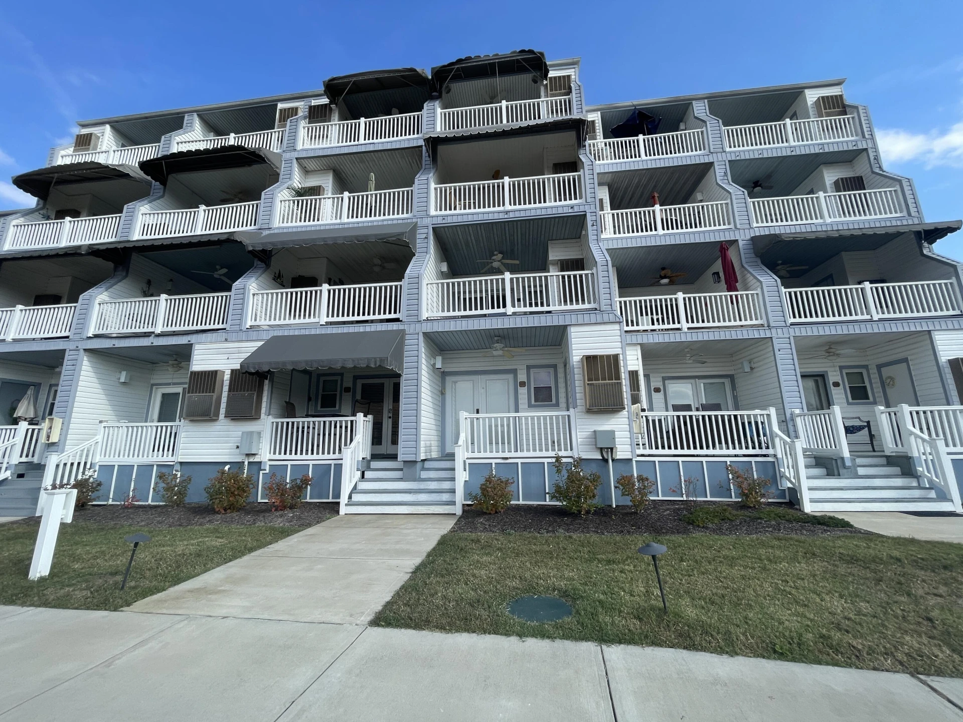 1089 Bluewater DR #401 - Photo 2