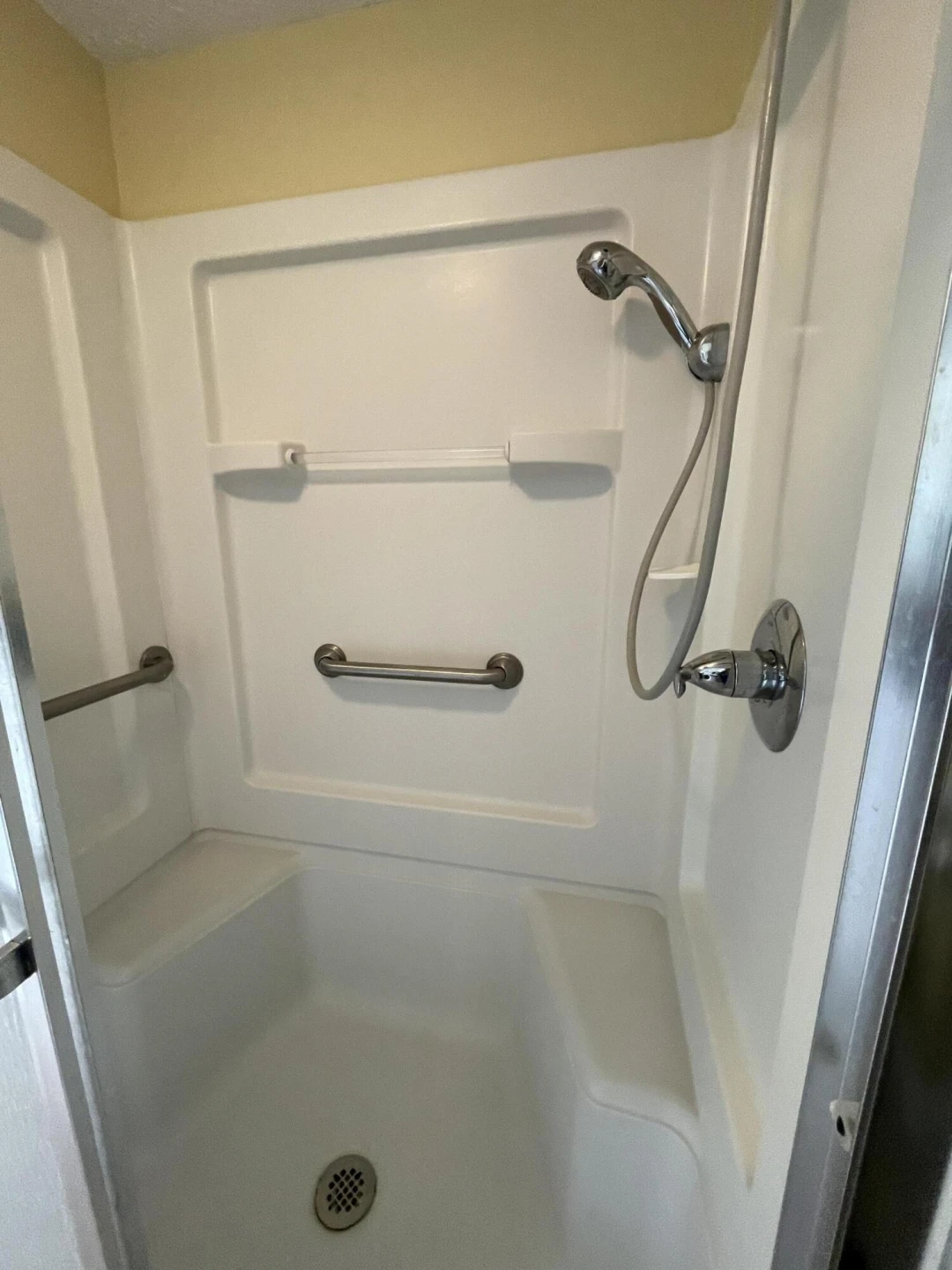 1089 Bluewater DR #401 - Photo 32