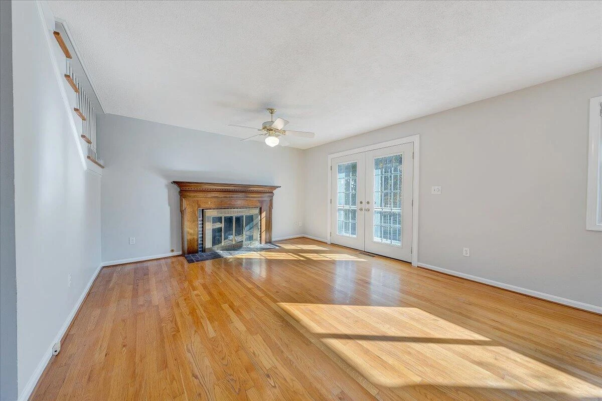 3319 Stonehenge Square - Photo 14