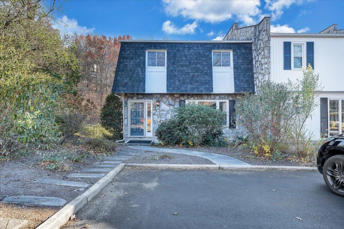 3319 Stonehenge Square - Photo 63