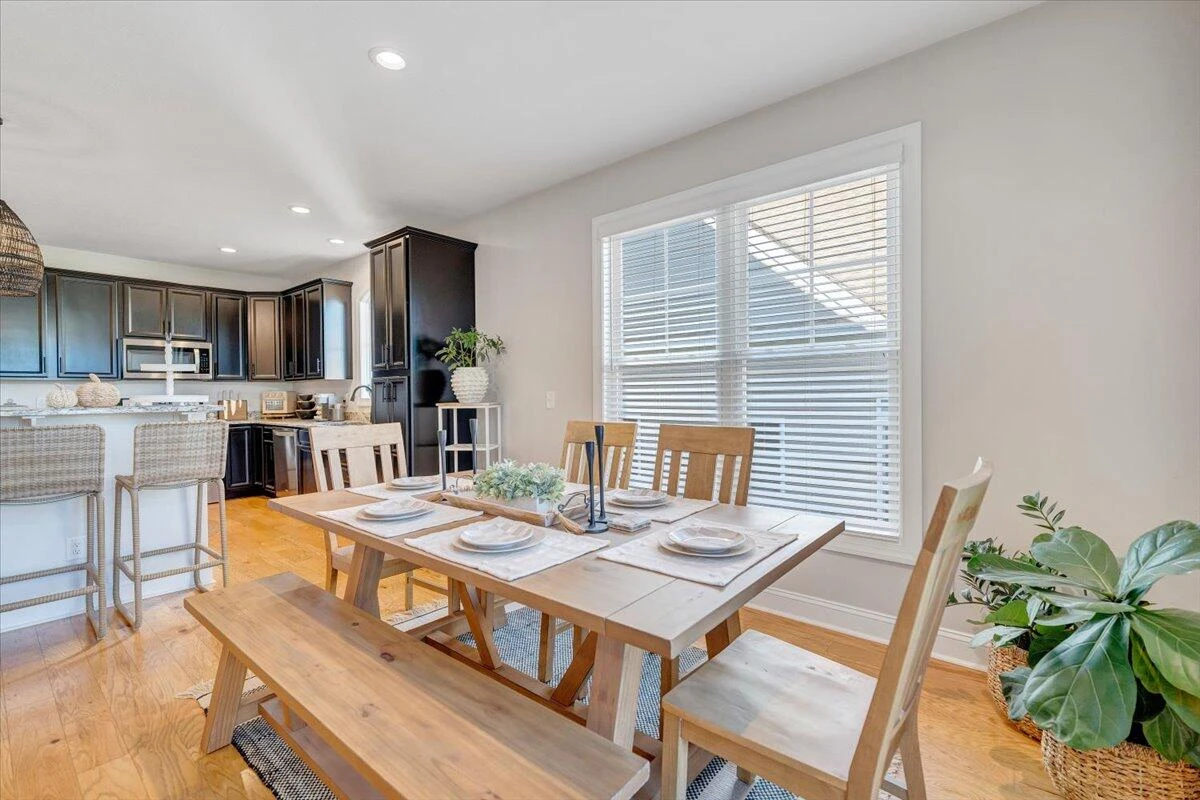 605 Kentwood DR - Photo 21
