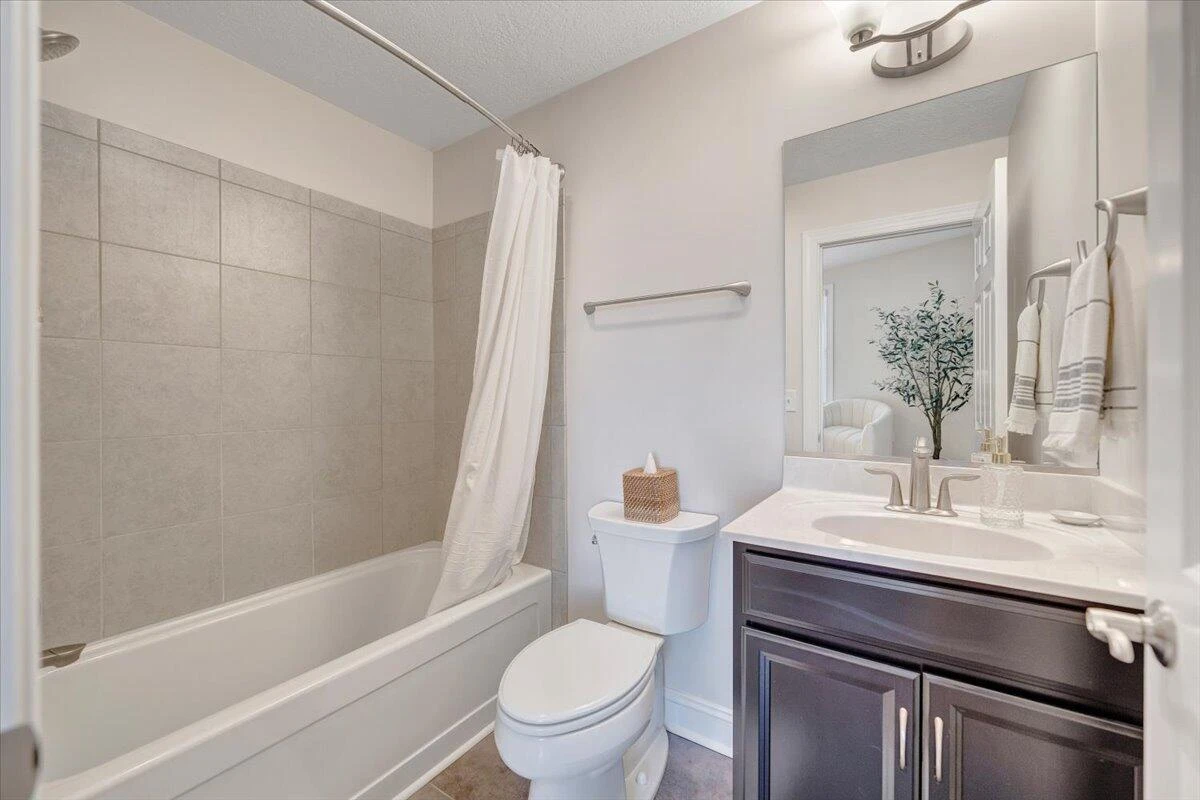 605 Kentwood DR - Photo 39