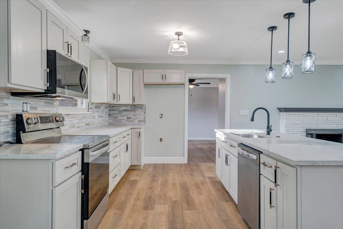 7372 Chester Drive - Photo 14