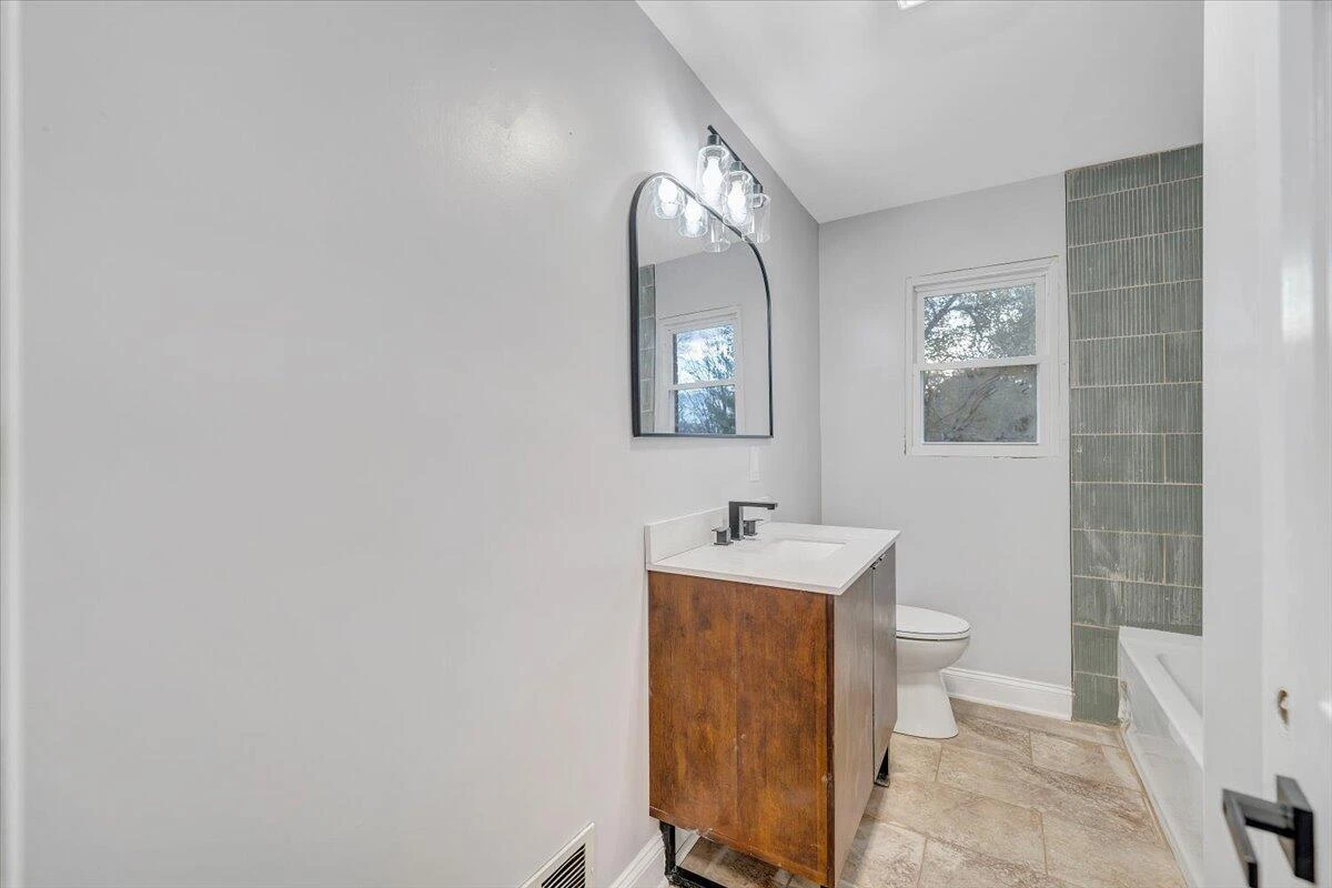 7372 Chester Drive - Photo 26