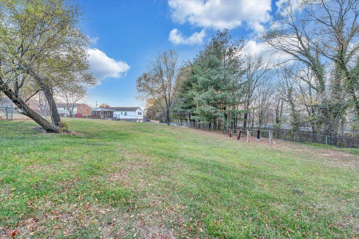 7372 Chester Drive - Photo 37