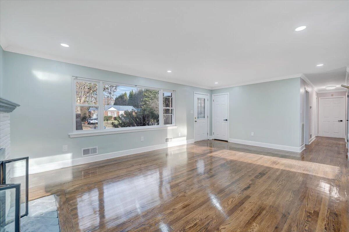 7372 Chester Drive - Photo 9