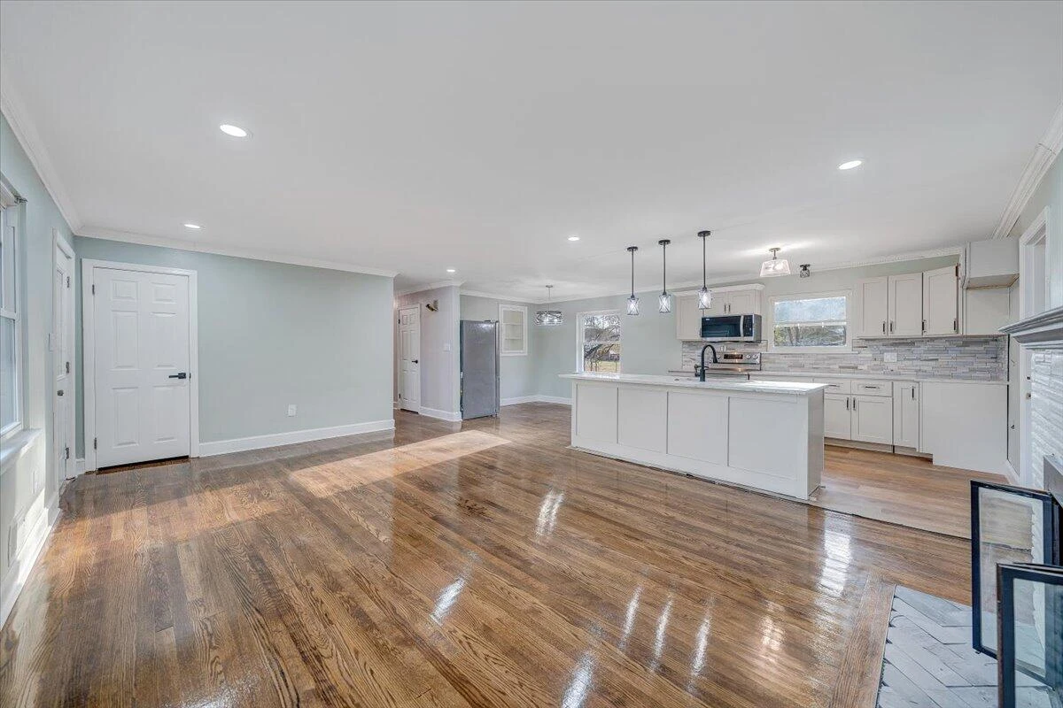 7372 Chester Drive - Photo 10