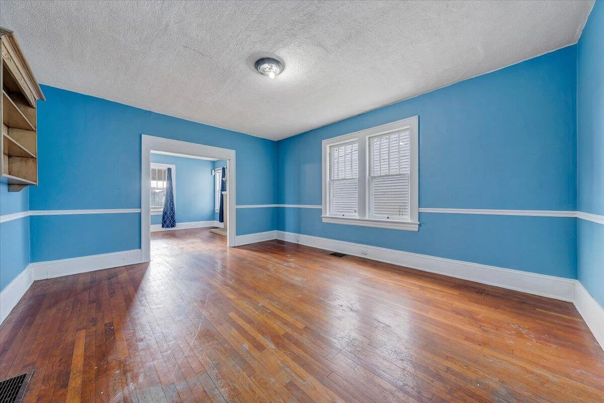 3309 Birchwood AVE NE - Photo 10