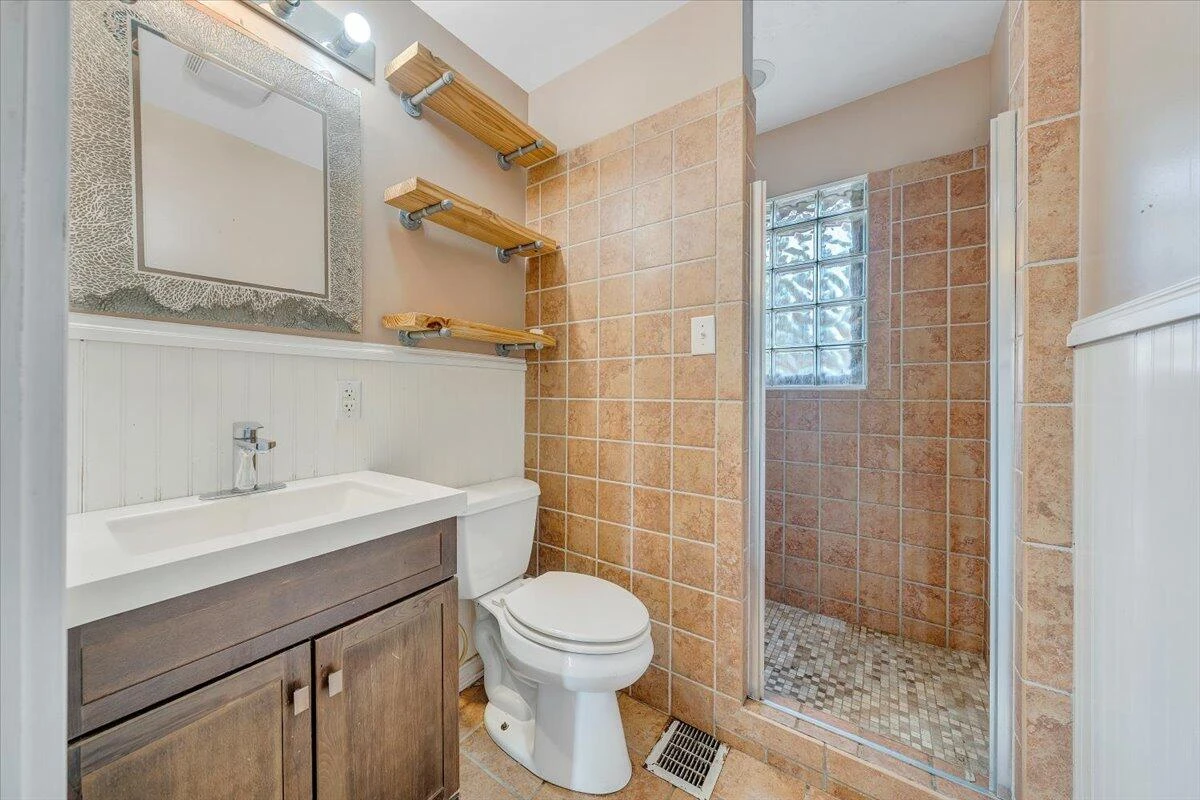 3309 Birchwood AVE NE - Photo 26