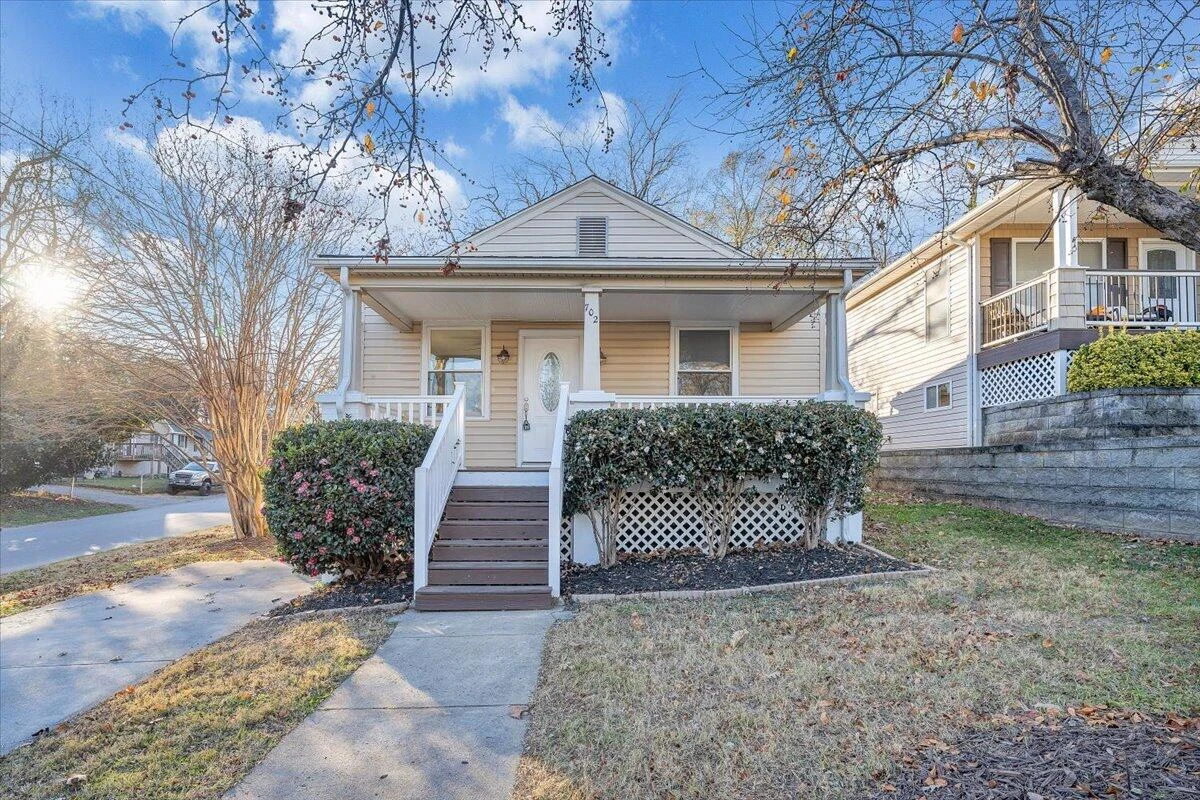 702 Conway ST NE - Photo 33