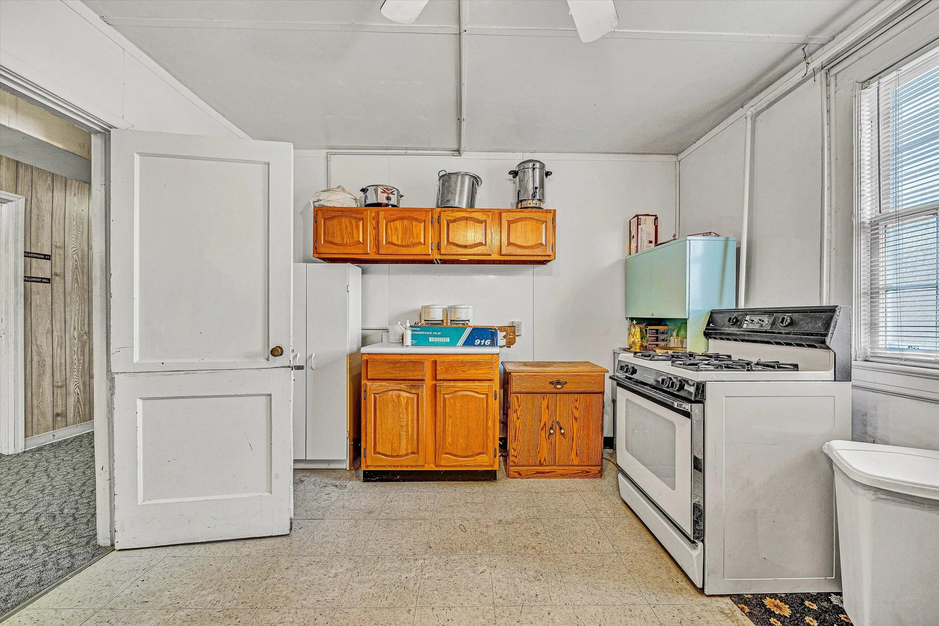 1928 Staunton AVE NW - Photo 22