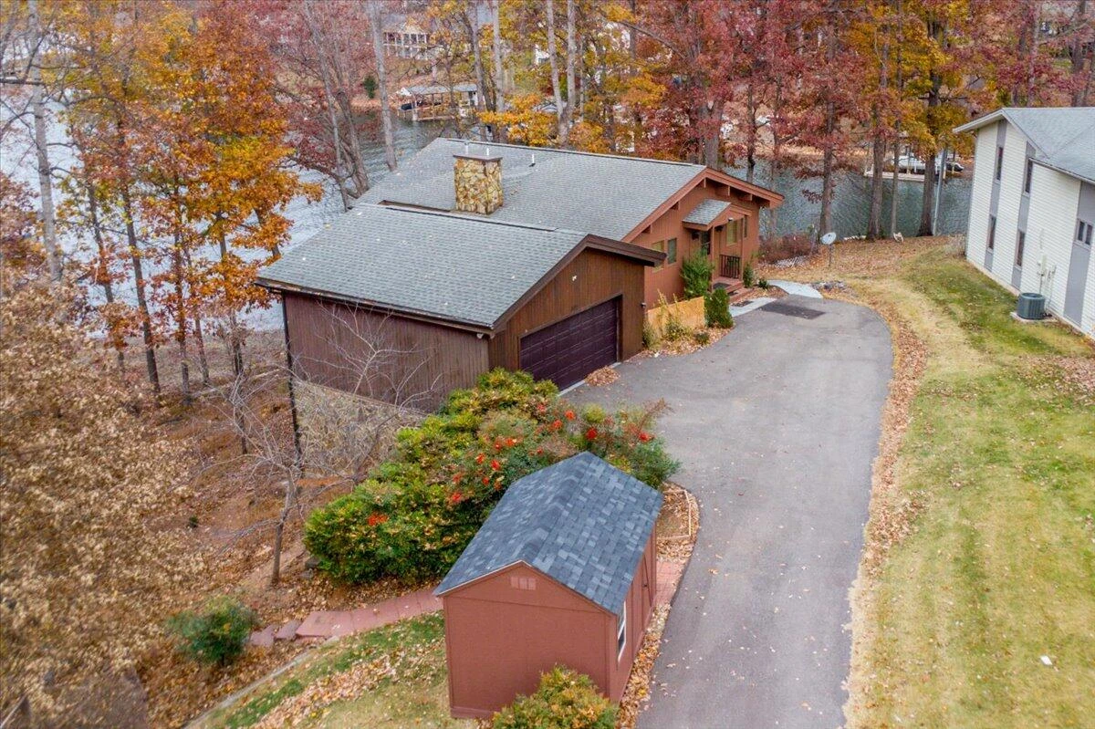 307 Meadow Point DR