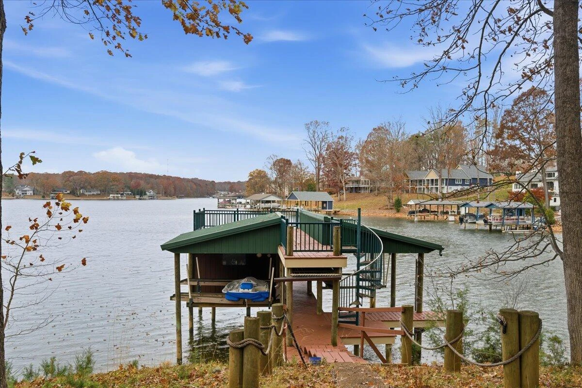 307 Meadow Point DR - Photo 2