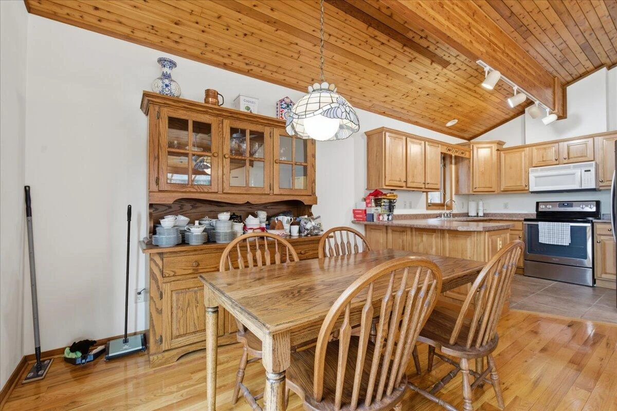 307 Meadow Point DR - Photo 20