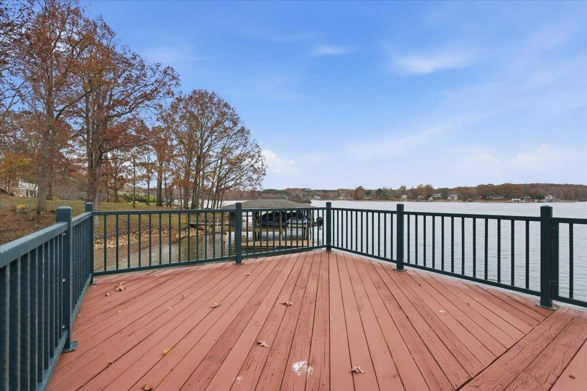 307 Meadow Point DR - Photo 55