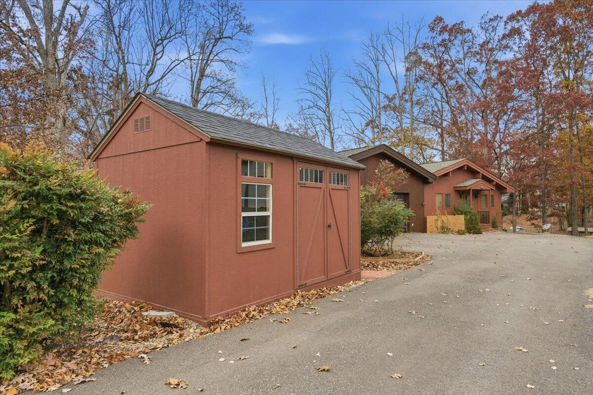 307 Meadow Point DR - Photo 9