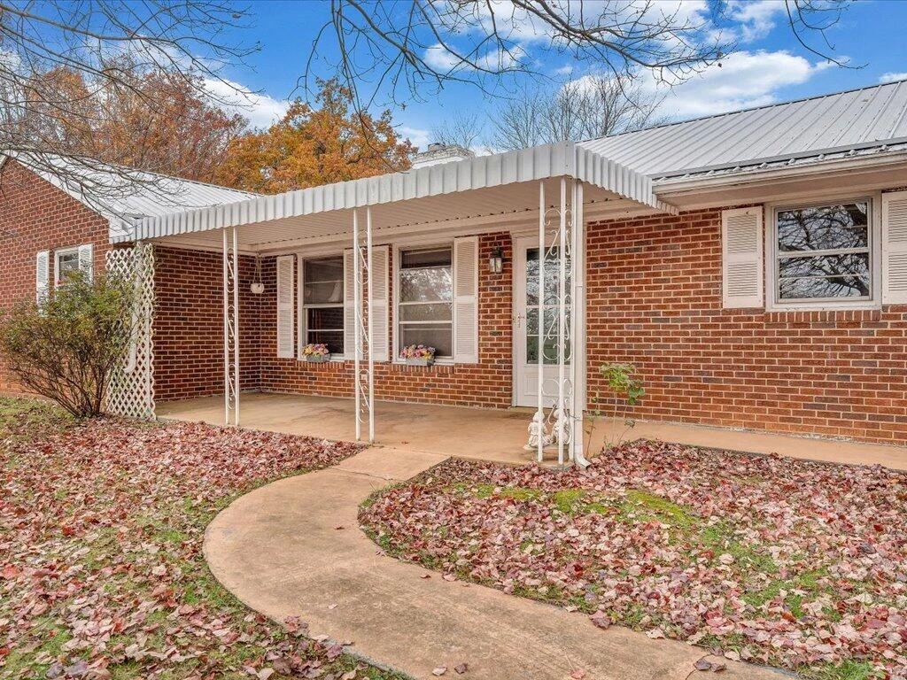 800 Orchard DR - Photo 3