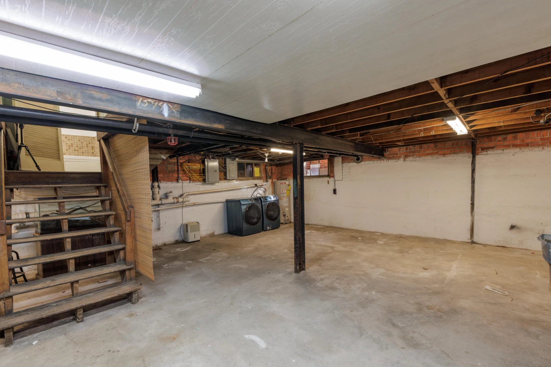 705 Richmond AVE - Photo 43