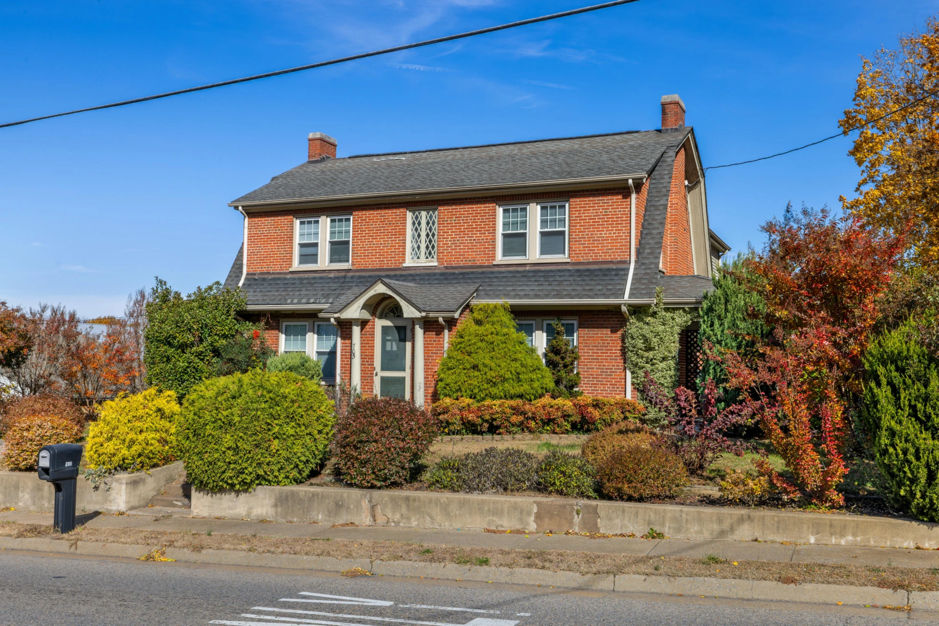 705 Richmond AVE - Photo 7