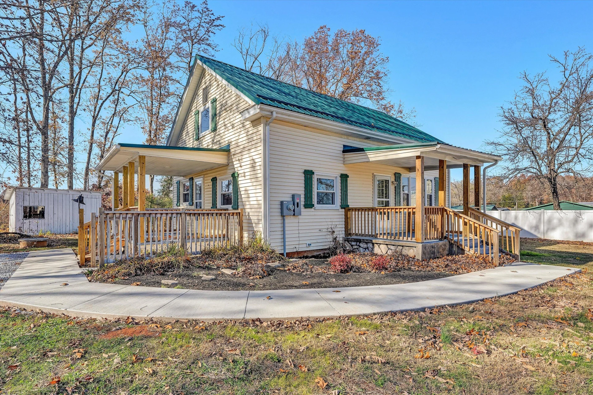 1088 Piney Grove School RD