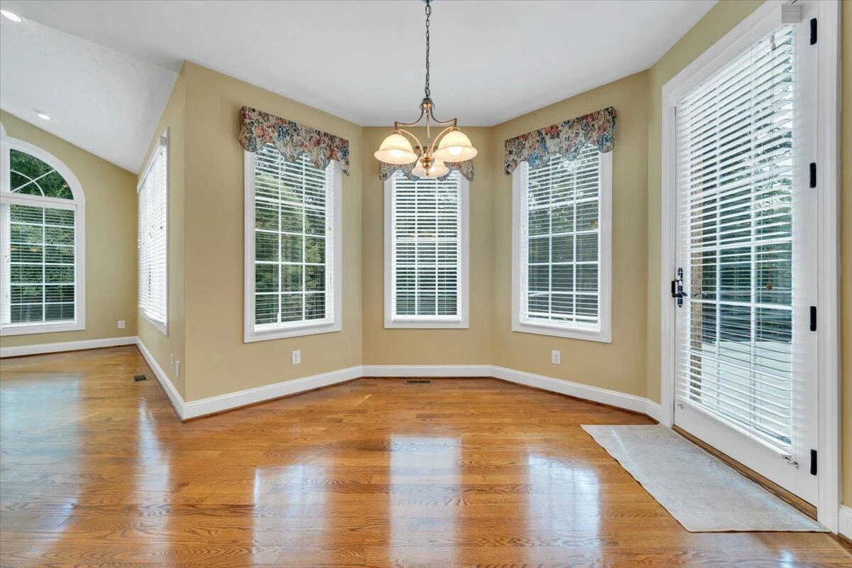 7770 Bending Oak DR - Photo 17