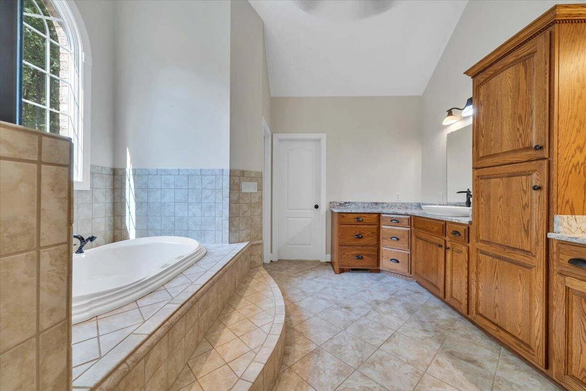 7770 Bending Oak DR - Photo 39