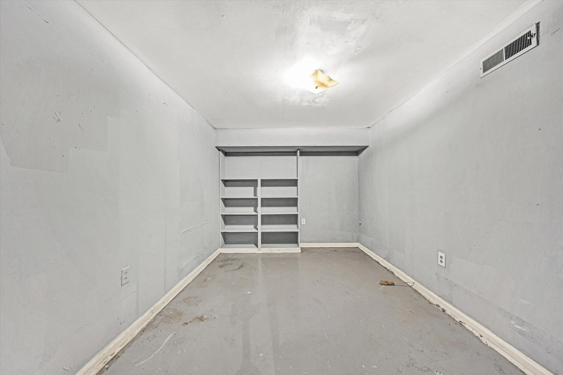 1433 Morehead AVE SE - Photo 21