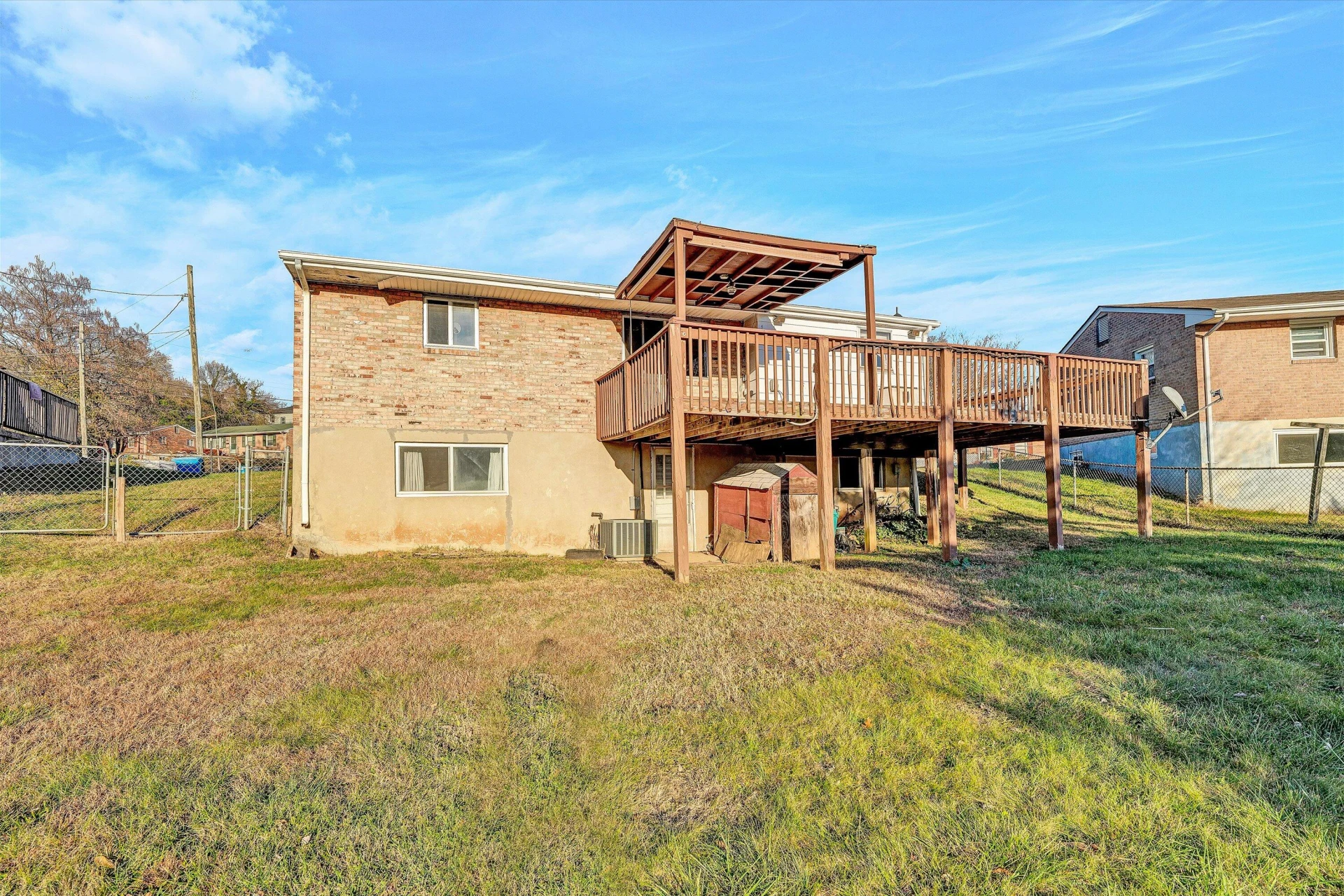 1433 Morehead AVE SE - Photo 30