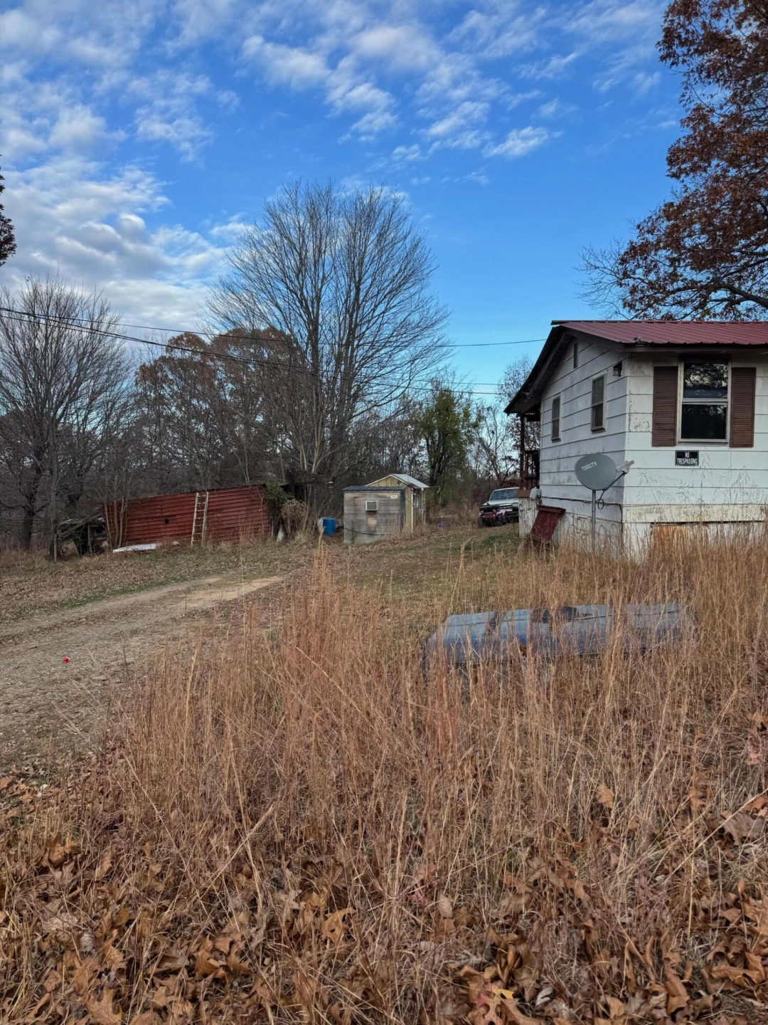 1240 Deepwoods RD - Photo 2