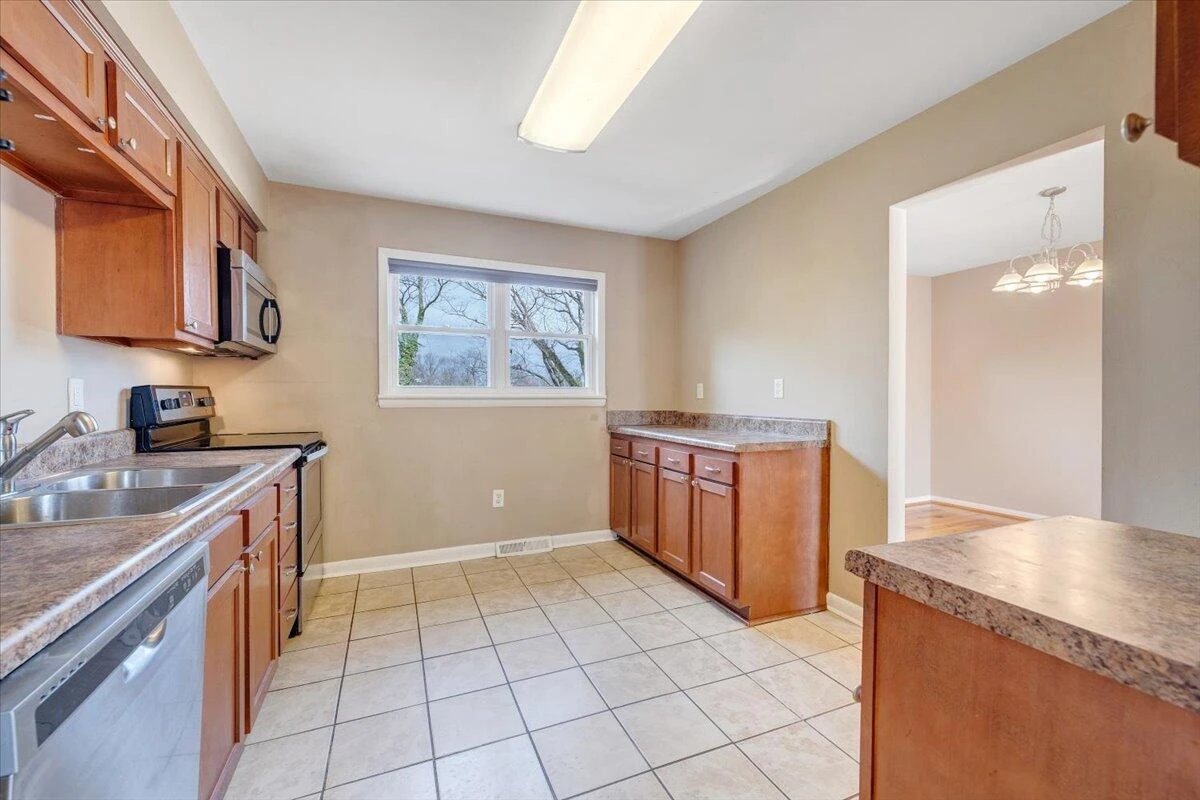 3853 Red Fox DR NW - Photo 11